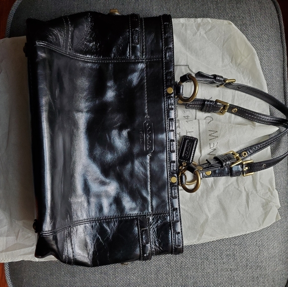 Coach - Picture 2 of 3